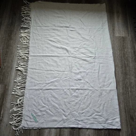 Throw Blanket Picnic Wine Vineyard Gray White Chevron Fringe Soft Acrylic 55x72 - Picture 1 of 9